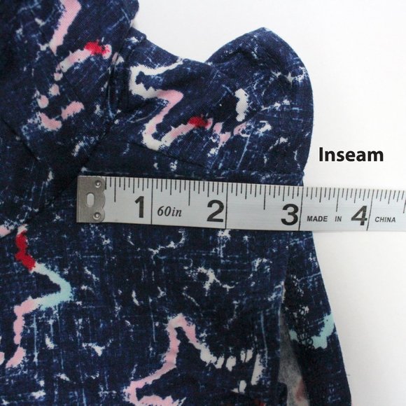 Womens Large (12-14) 2 Piece Multi Color Star Pattern Secret Treasures Short Set - Picture 4 of 14